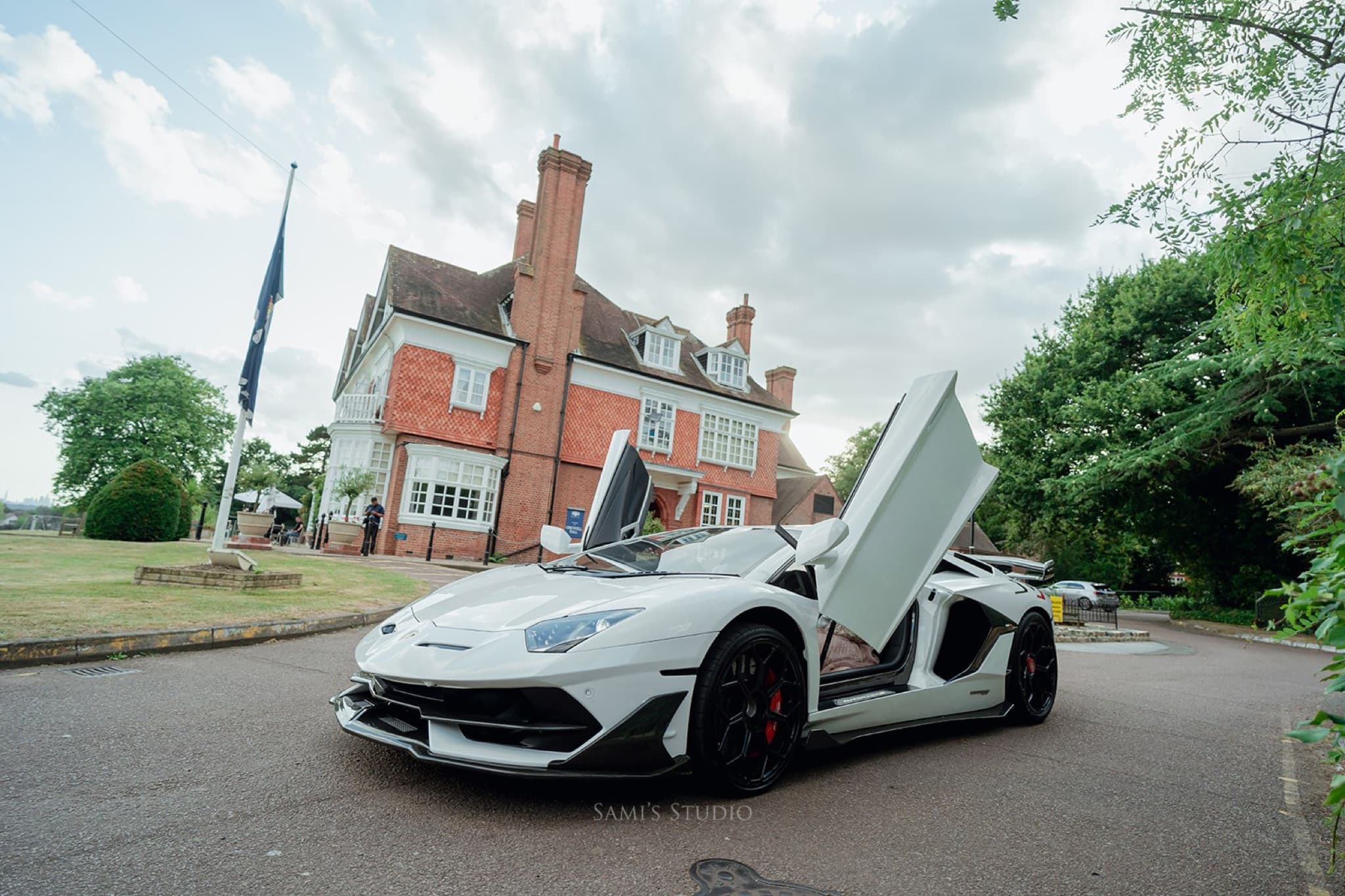 An Asian wedding celebration at The Chigwell Marquees